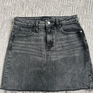 Banana Republic Charcoal Denim Skirt